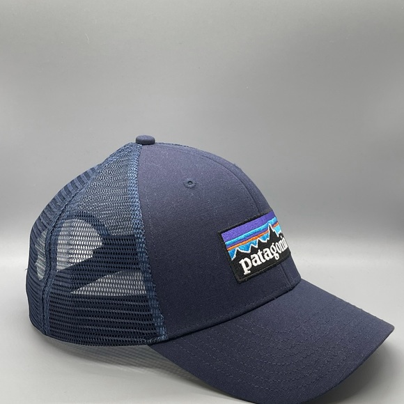 Patagonia Mesh Back Trucker Hat - Rare - Picture 3 of 7